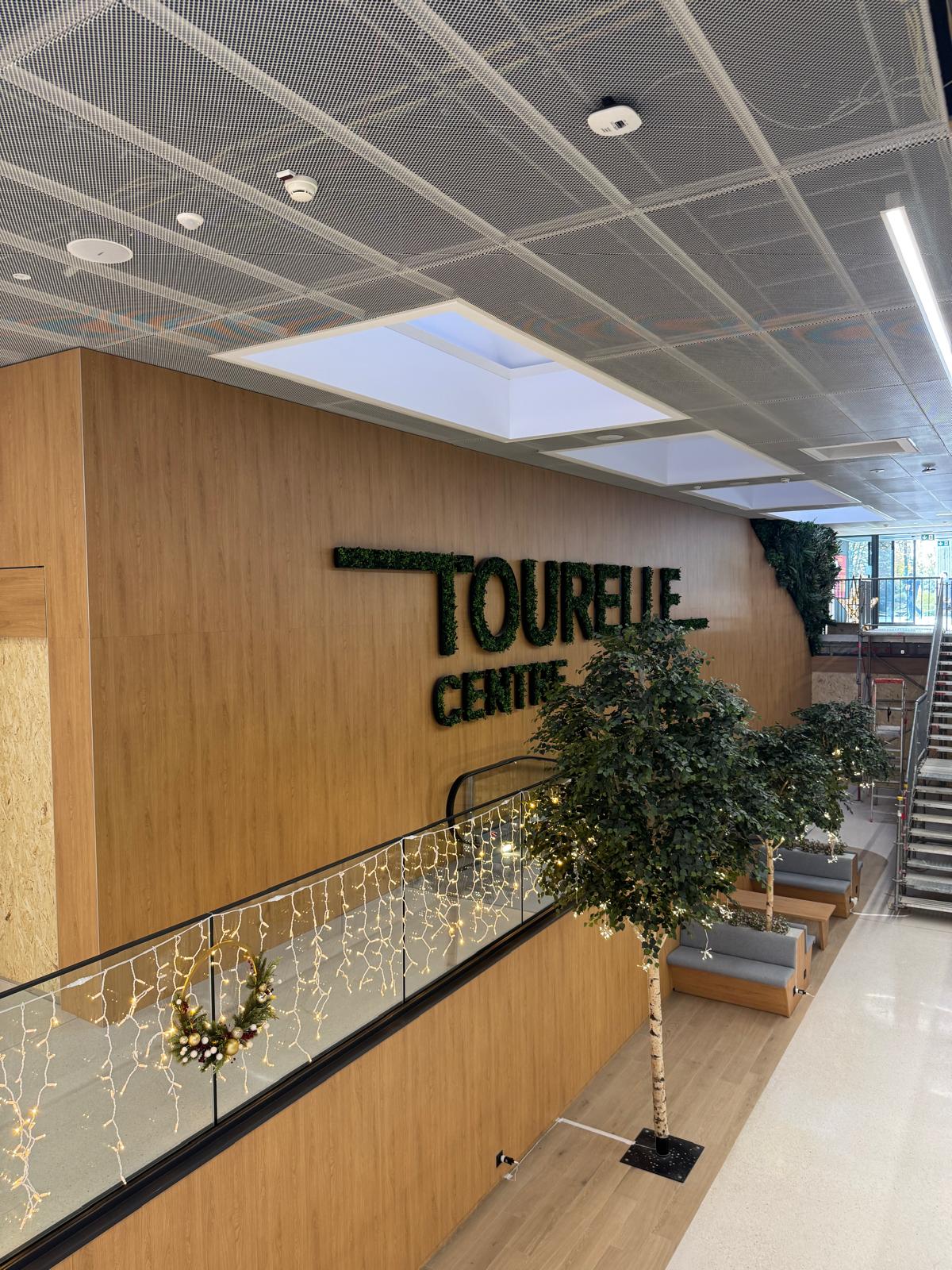 Tourelle Centre hall 